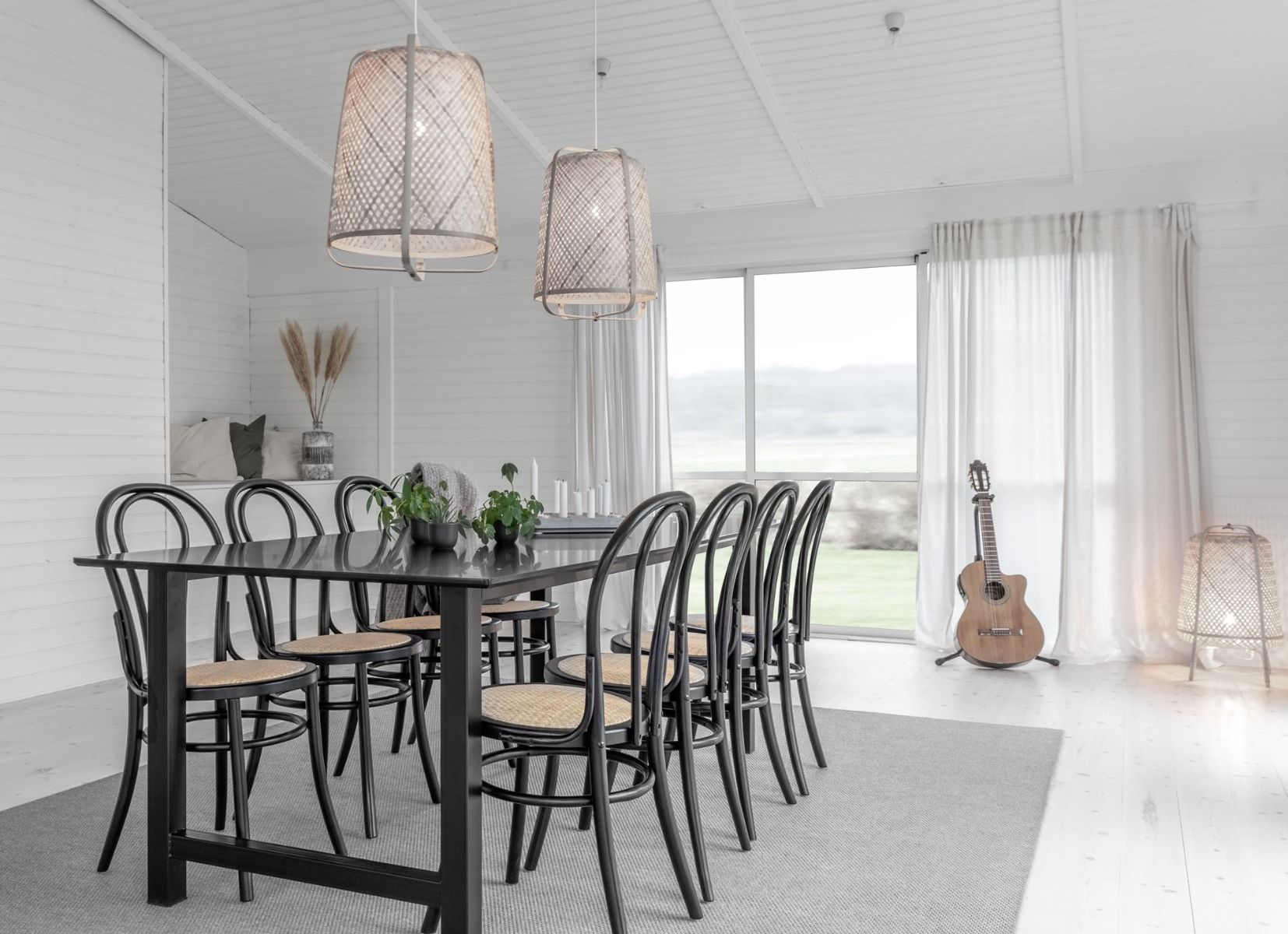 Classic spisebord med Sigrid No 14 stole